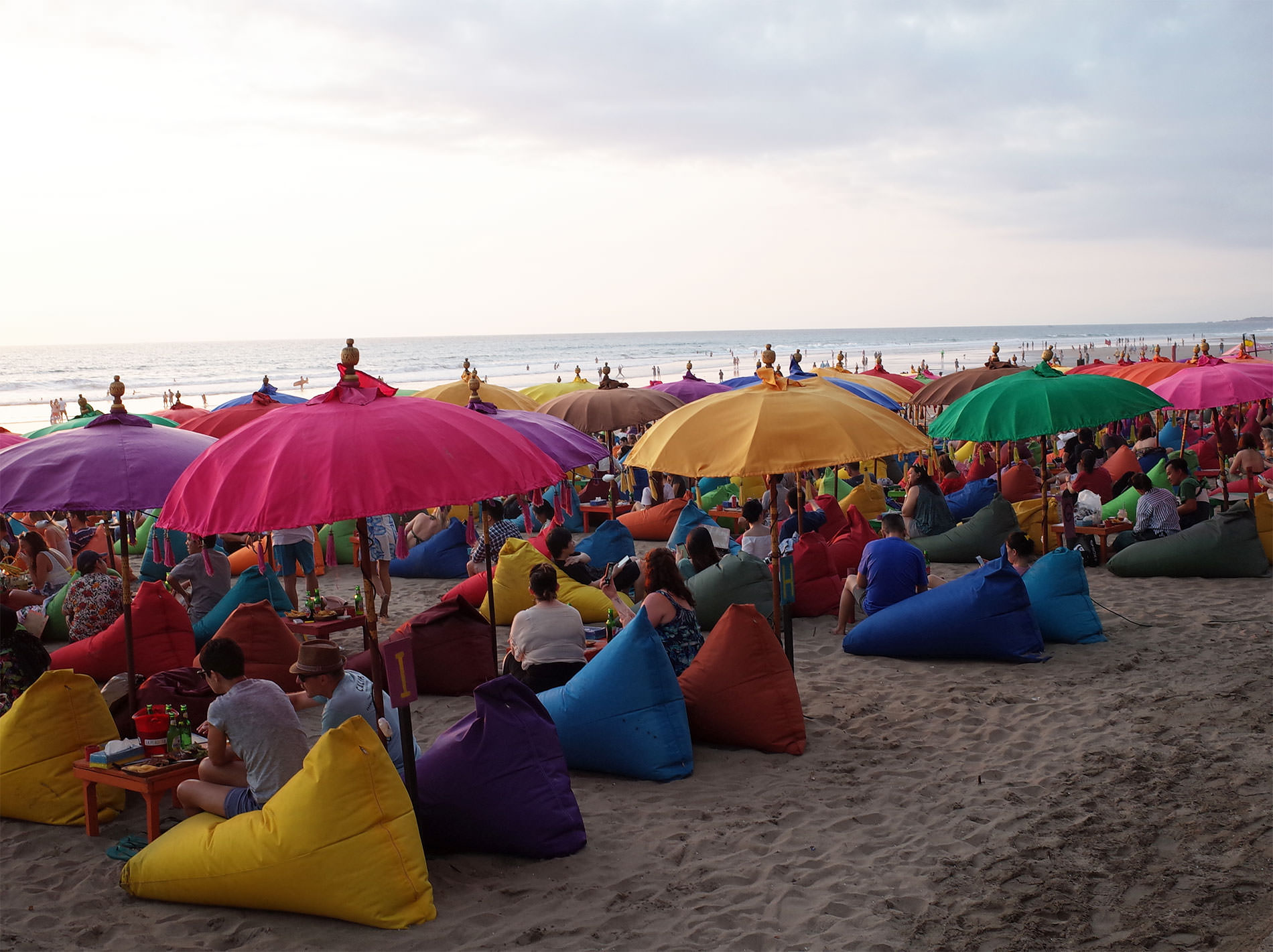 ラプランチャ ビーチバー＆レストラン | バリ旅行2018 / La Plancha Beach Bar & Restaurant, bali, seminyak, 2018