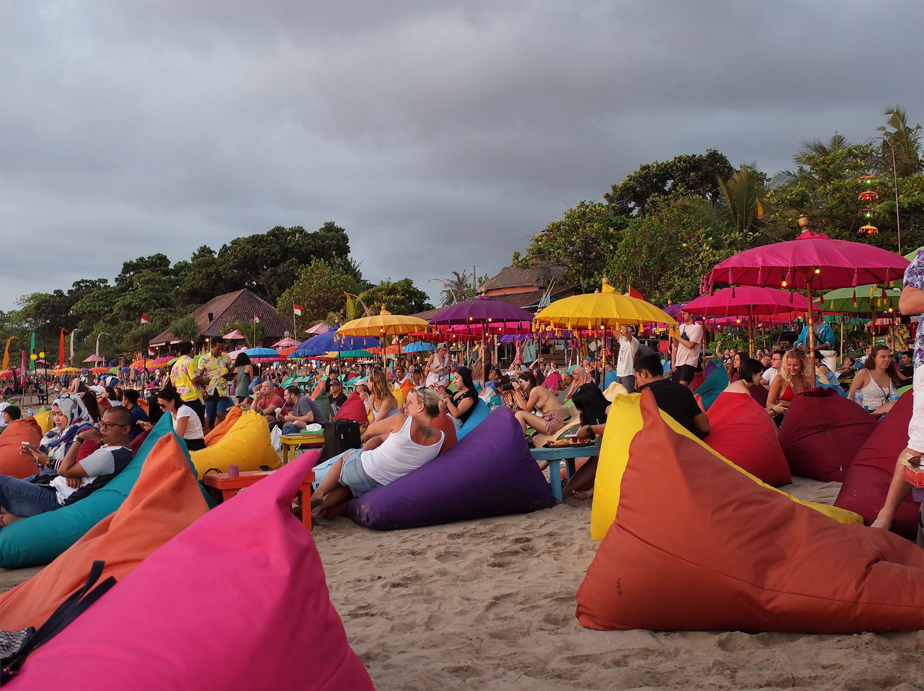 ラプランチャ ビーチバー＆レストラン | バリ旅行2018 / La Plancha Beach Bar & Restaurant, bali, seminyak, 2018