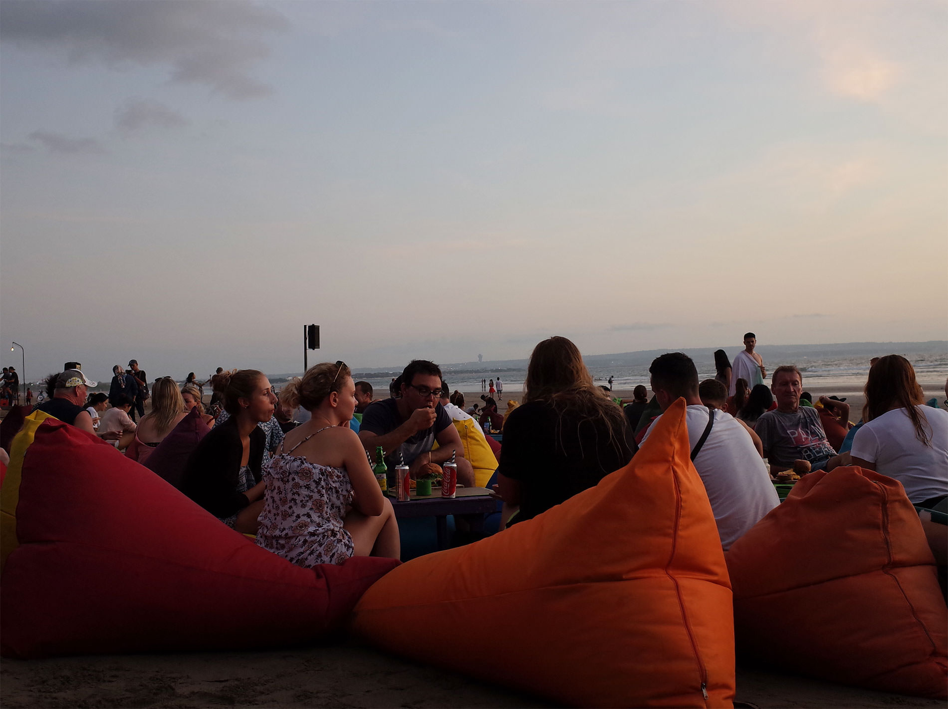 ラプランチャ ビーチバー＆レストラン | バリ旅行2018 / La Plancha Beach Bar & Restaurant, bali, seminyak, 2018